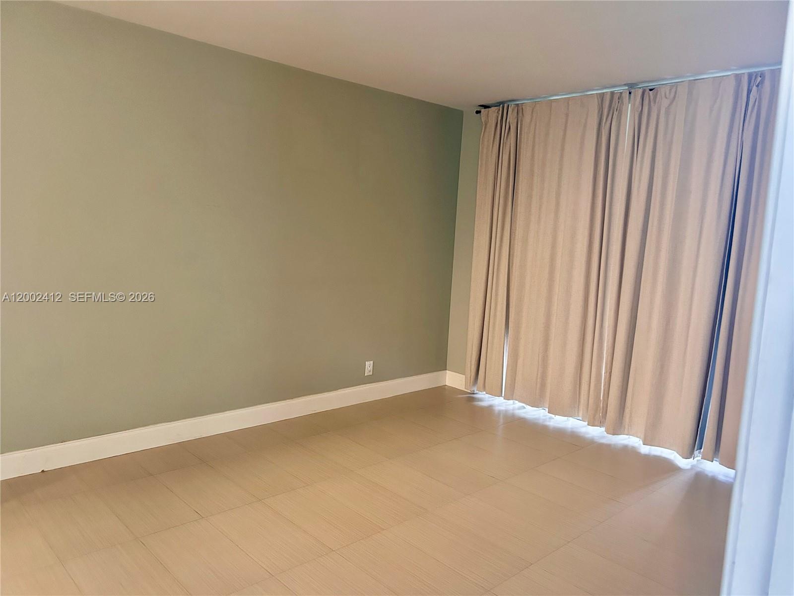 WATERGATE CONDOMINIUM NO - Residential Lease