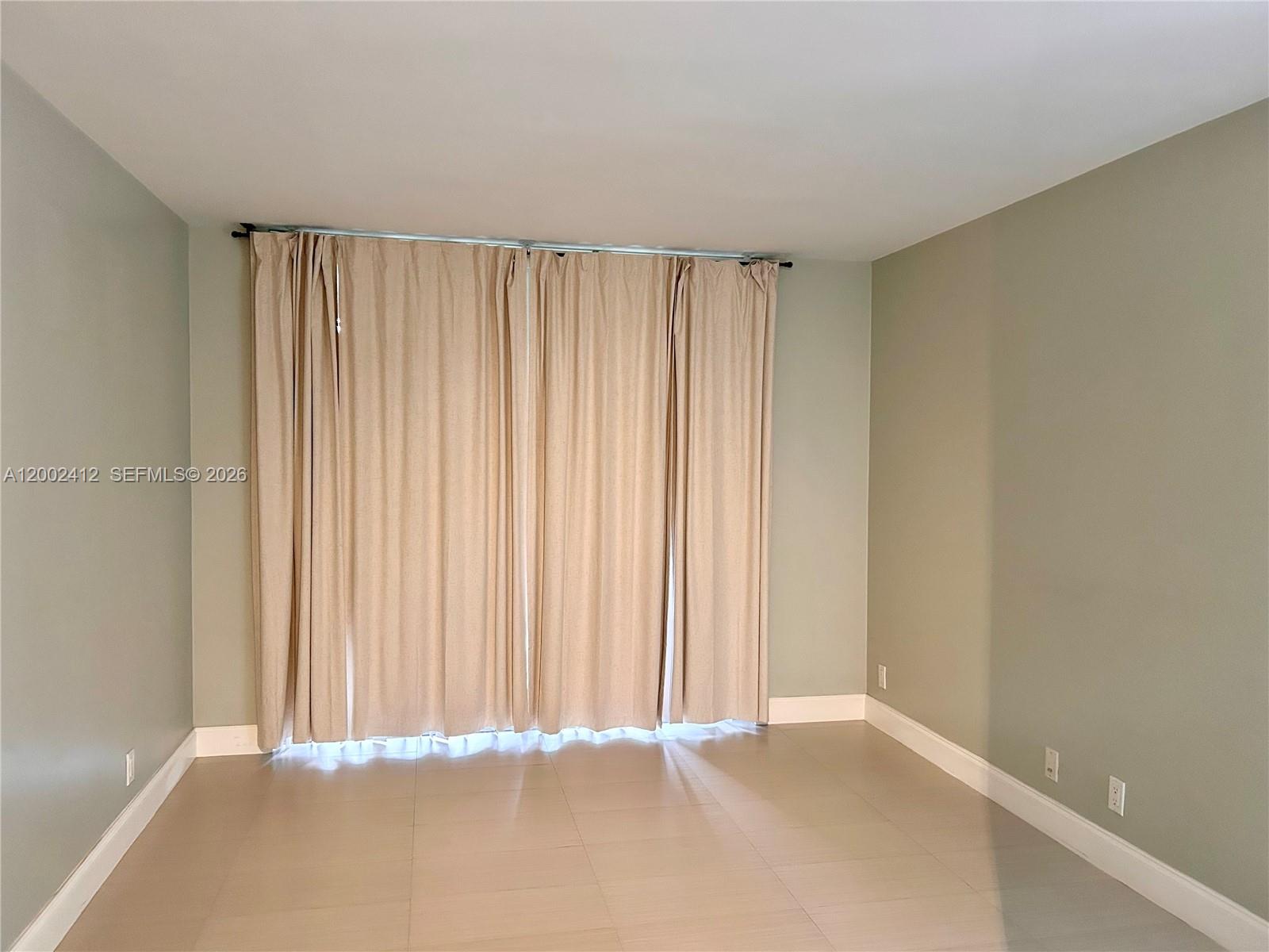 WATERGATE CONDOMINIUM NO - Residential Lease