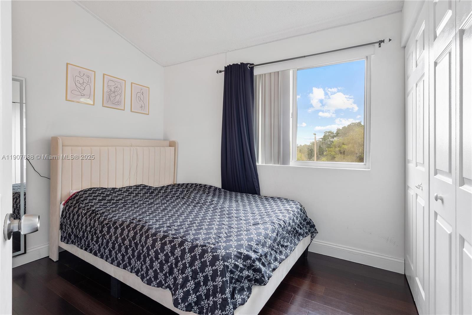 PASEO REAL CONDO - Residential Lease