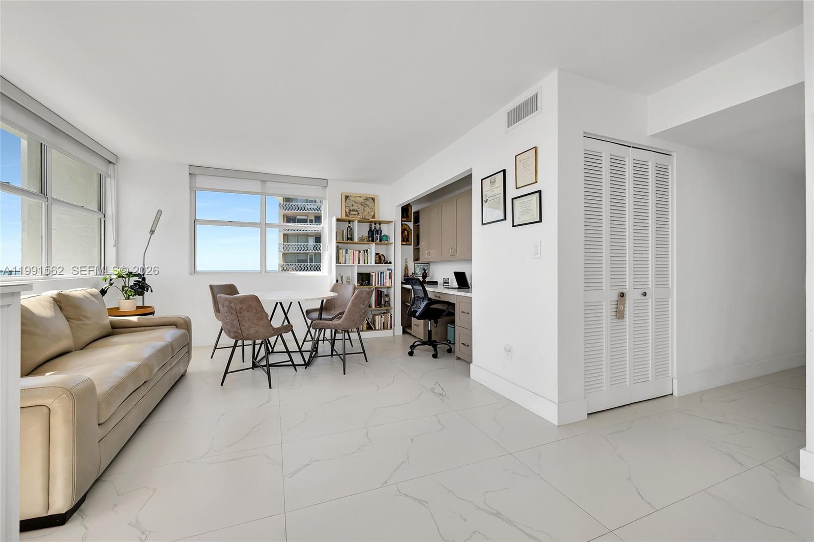 BAYSHORE PLACE CONDO - Residential