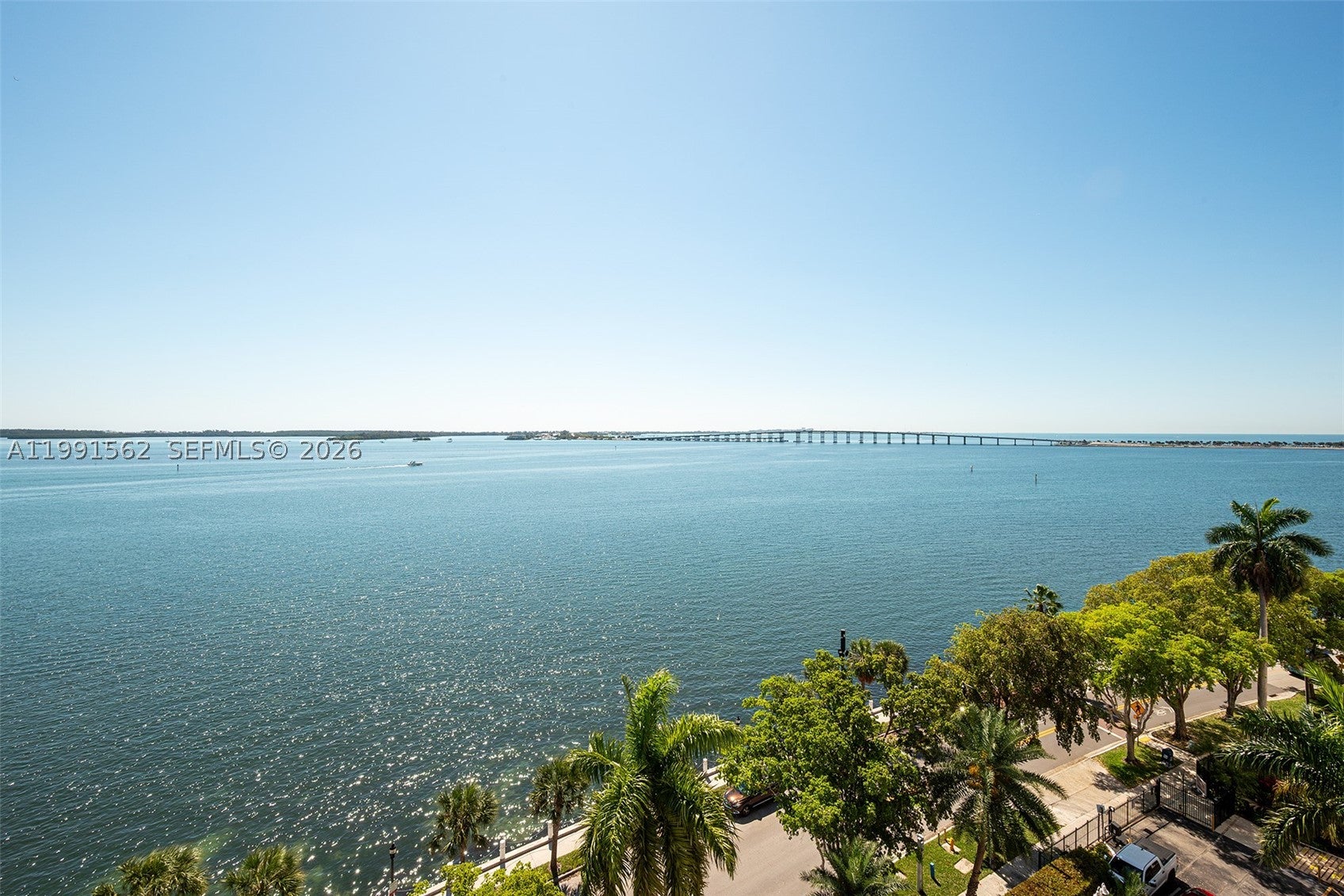1420 Brickell Bay Dr 1003A