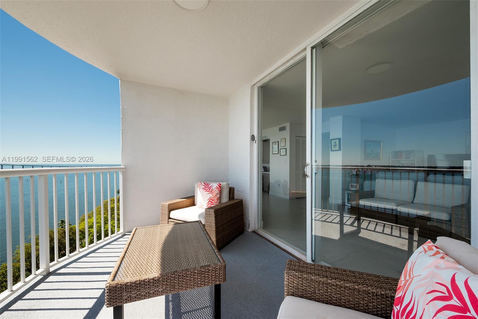 BAYSHORE PLACE CONDO - Residential