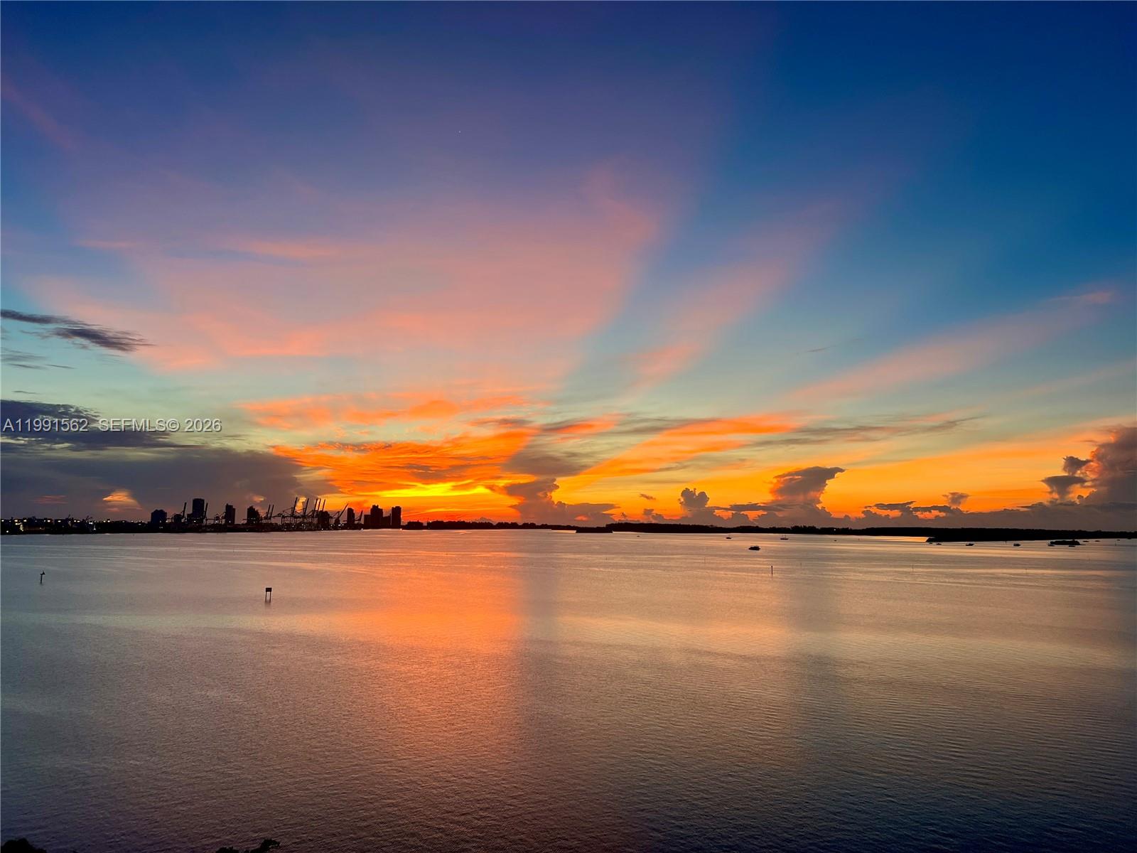 BAYSHORE PLACE CONDO - Residential