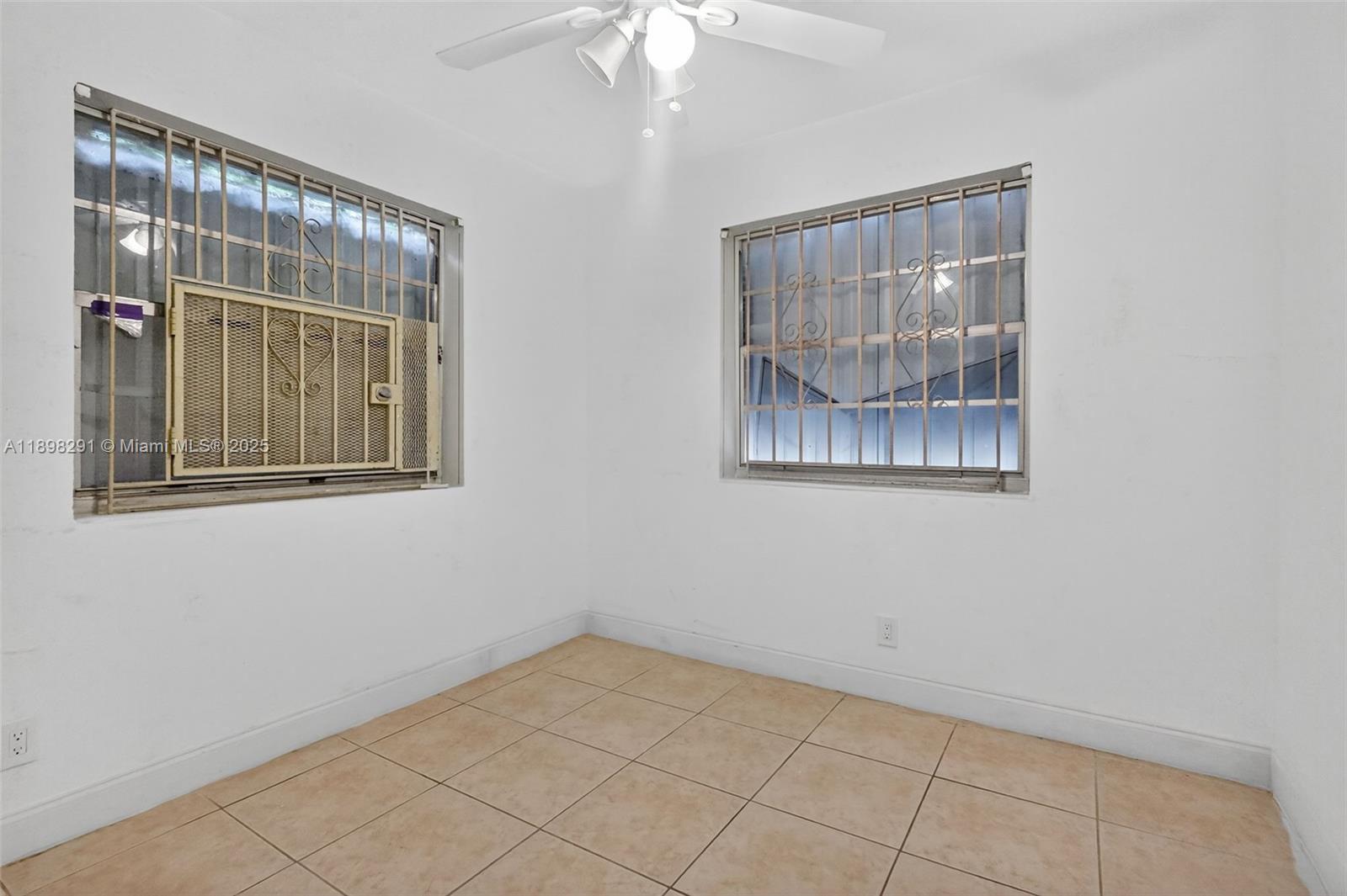 NORTH LIBERTY CITY - Residential