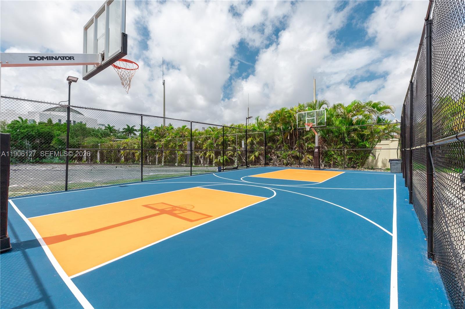ADMIRALS PORT CONDO WEST - Residential