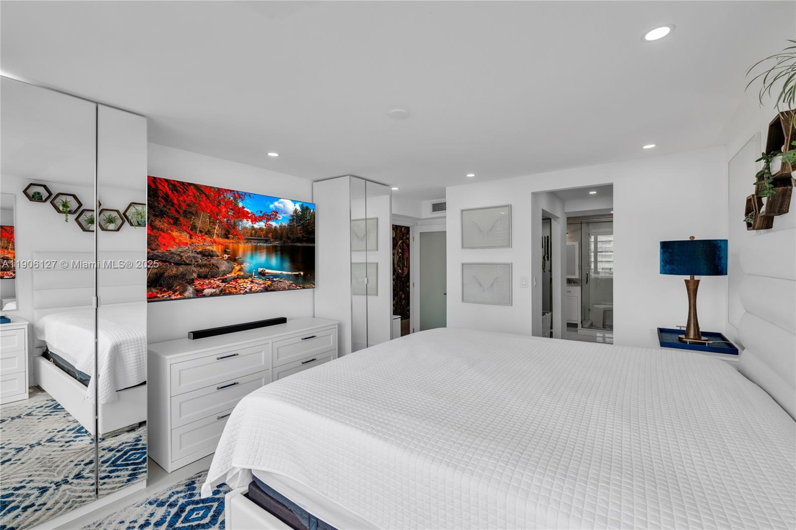 ADMIRALS PORT CONDO WEST - Residential