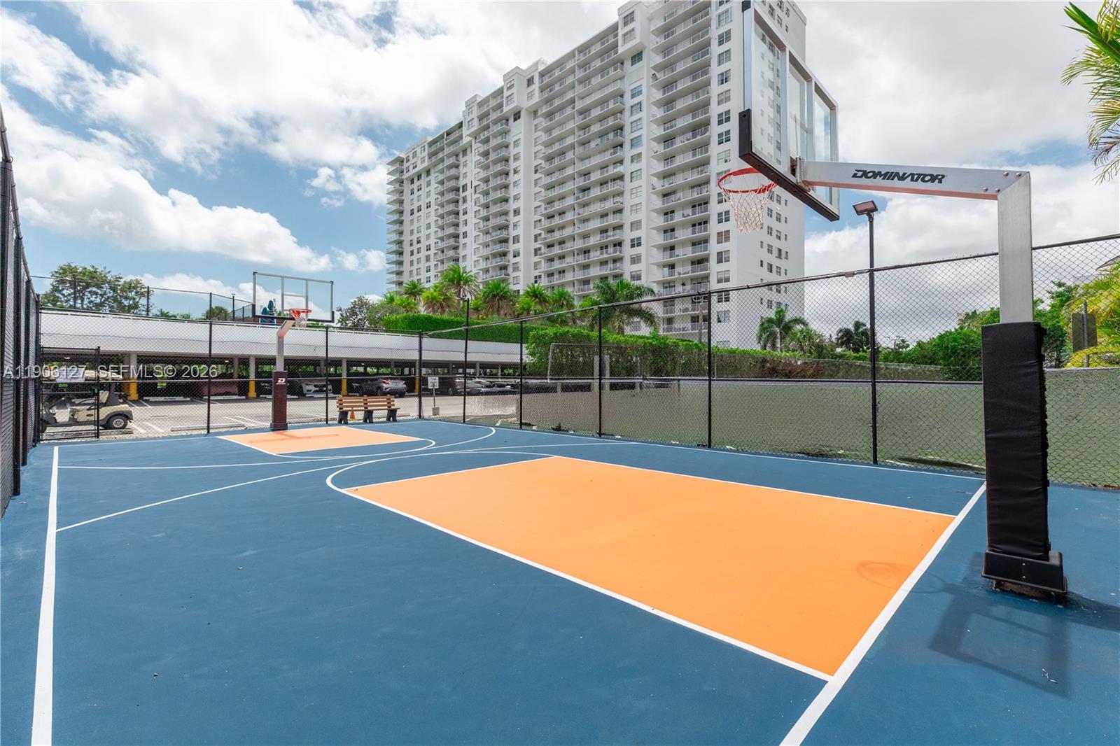 ADMIRALS PORT CONDO WEST - Residential