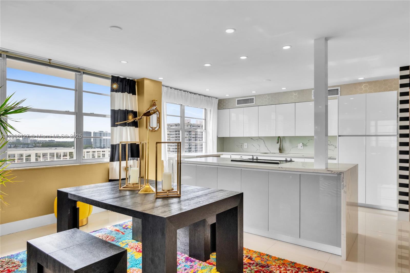 ADMIRALS PORT CONDO WEST - Residential