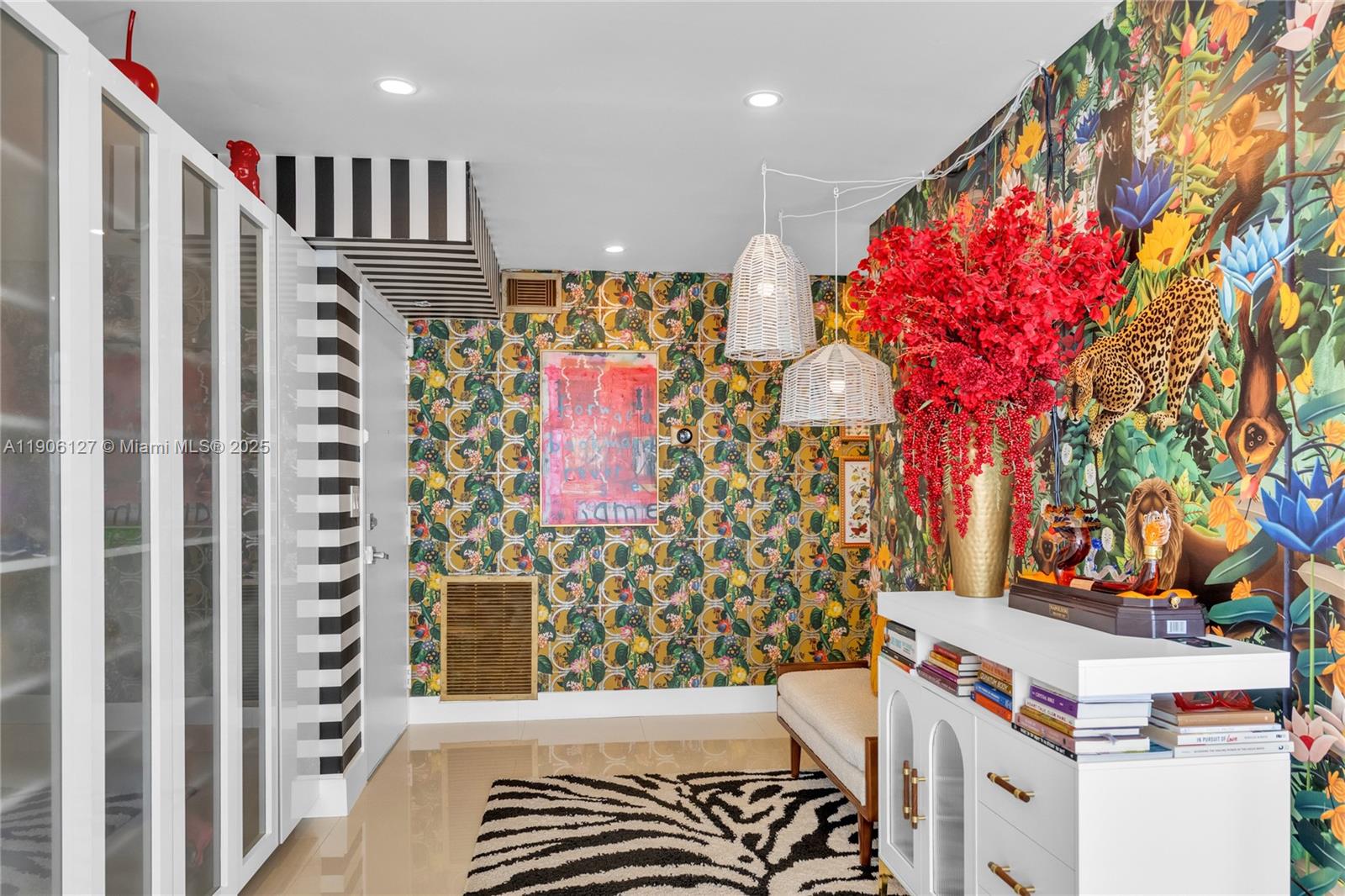 ADMIRALS PORT CONDO WEST - Residential