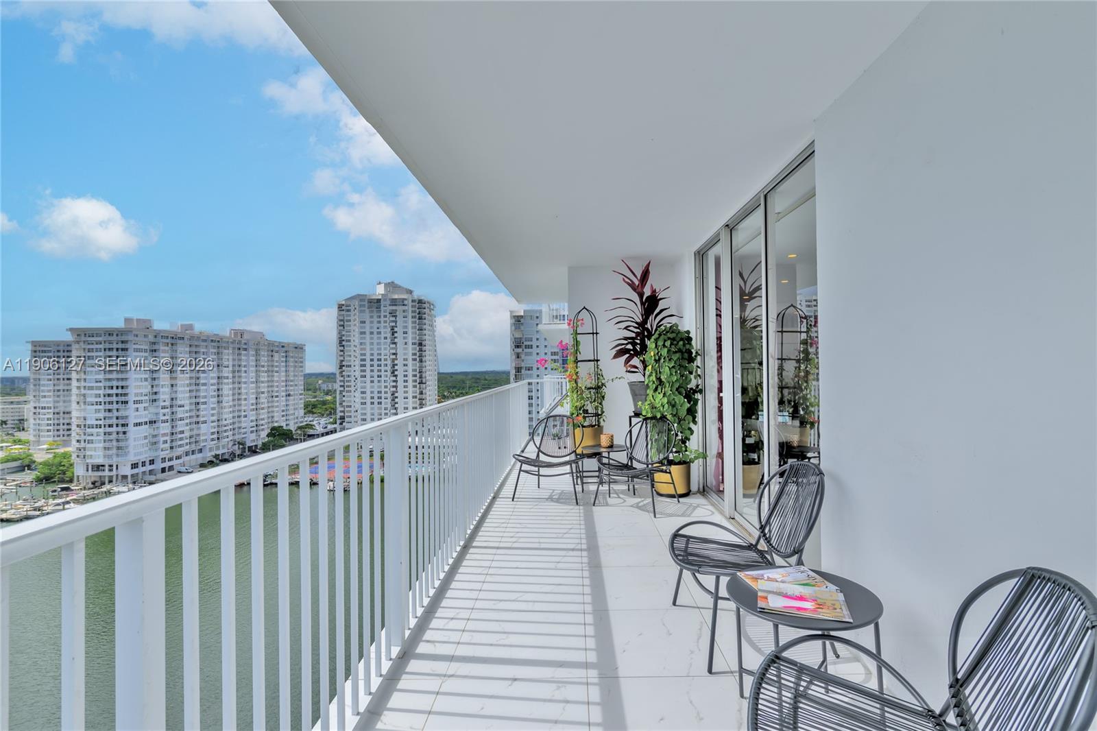 ADMIRALS PORT CONDO WEST - Residential