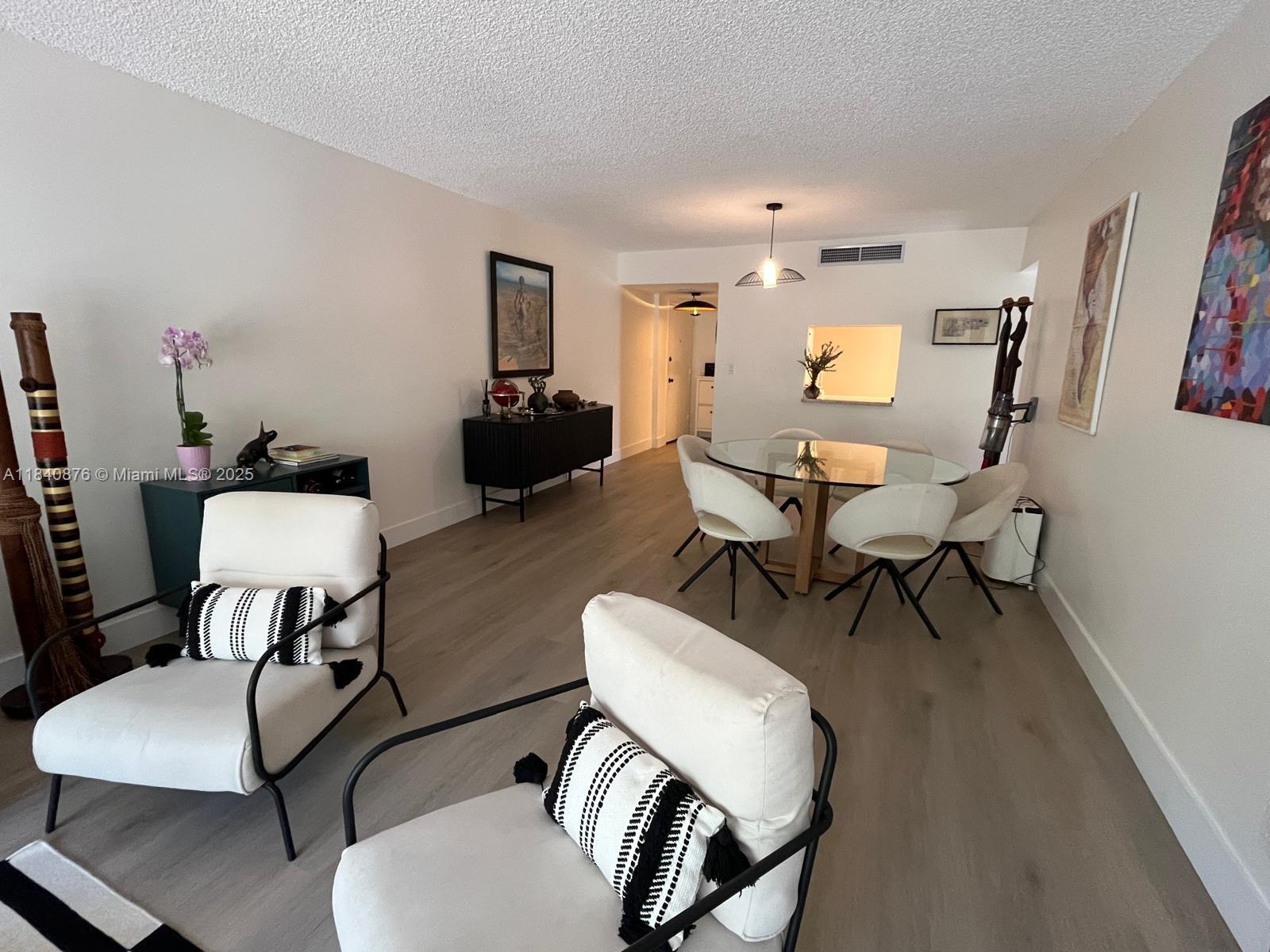 100 Edgewater Dr 203