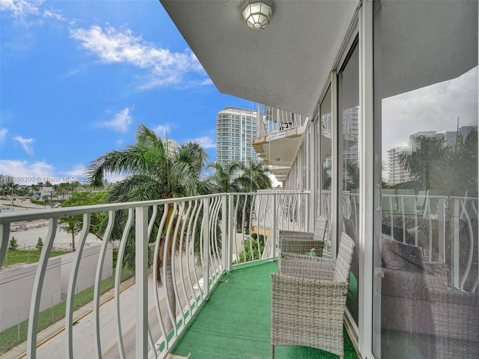 THE GRANDVIEW PALACE COND - Residential