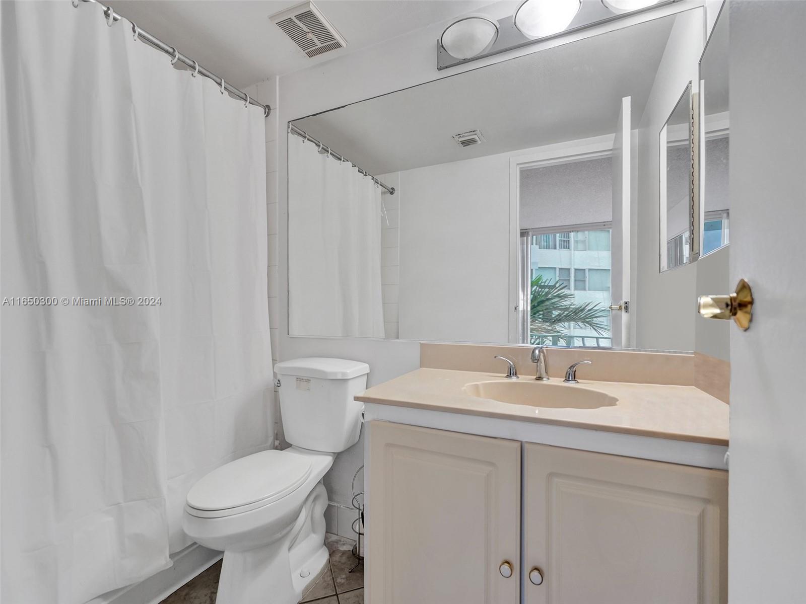 THE GRANDVIEW PALACE COND - Residential