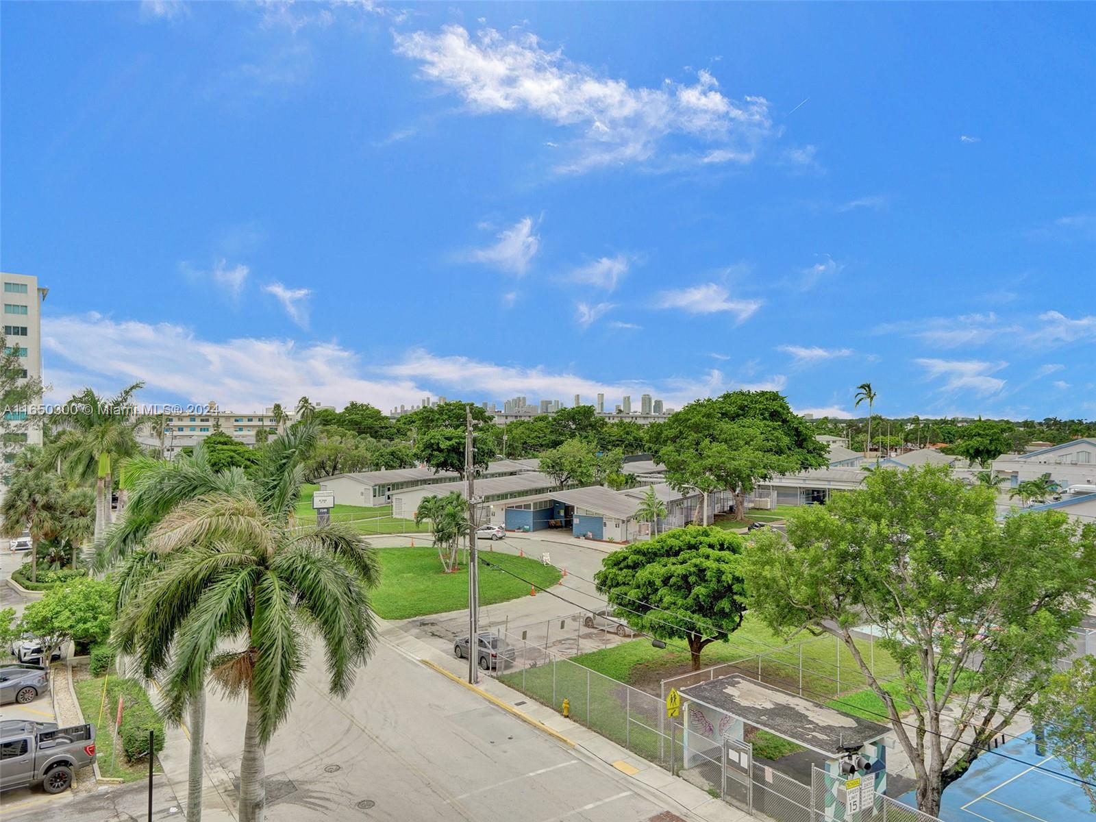 THE GRANDVIEW PALACE COND - Residential