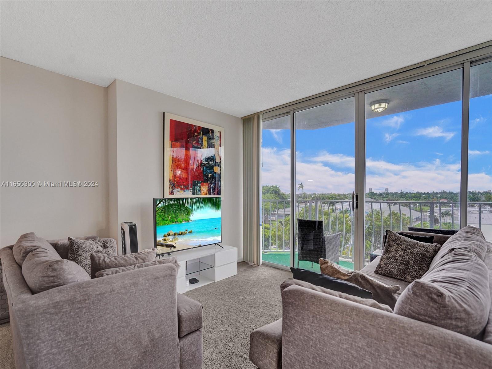 THE GRANDVIEW PALACE COND - Residential