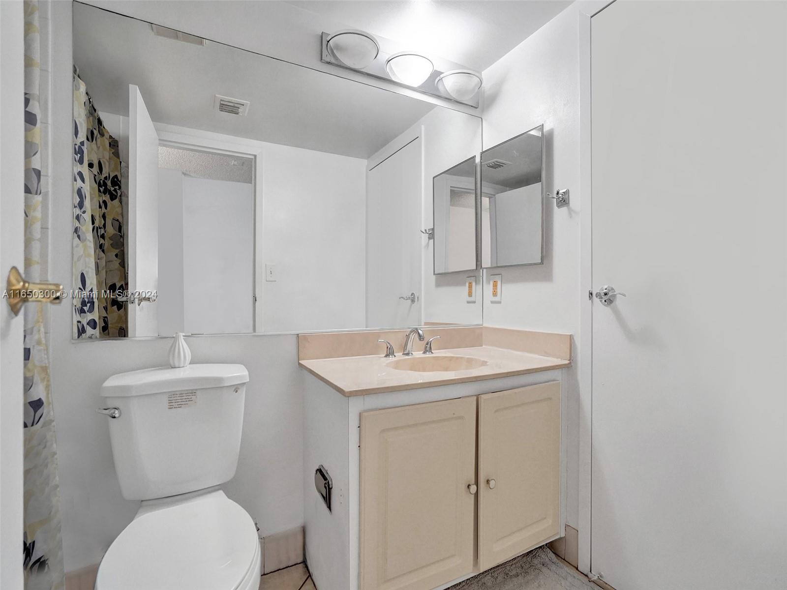 THE GRANDVIEW PALACE COND - Residential