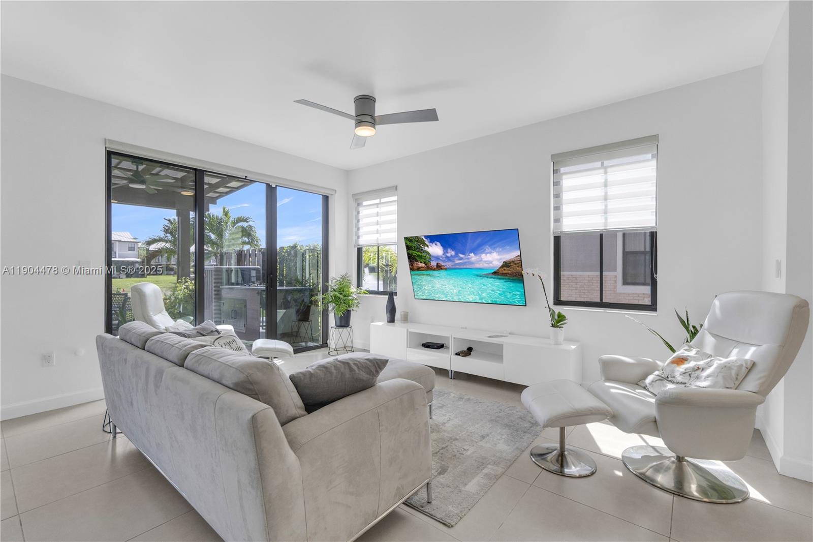 DORAL CAY - Residential