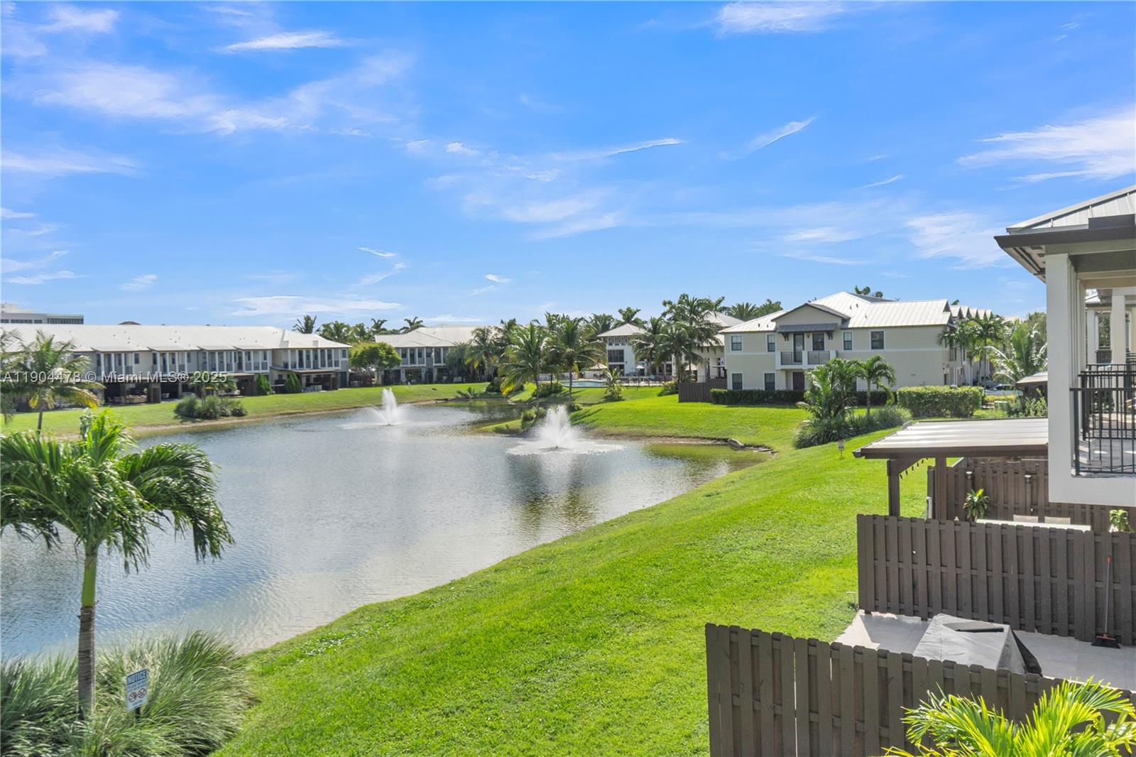 DORAL CAY - Residential