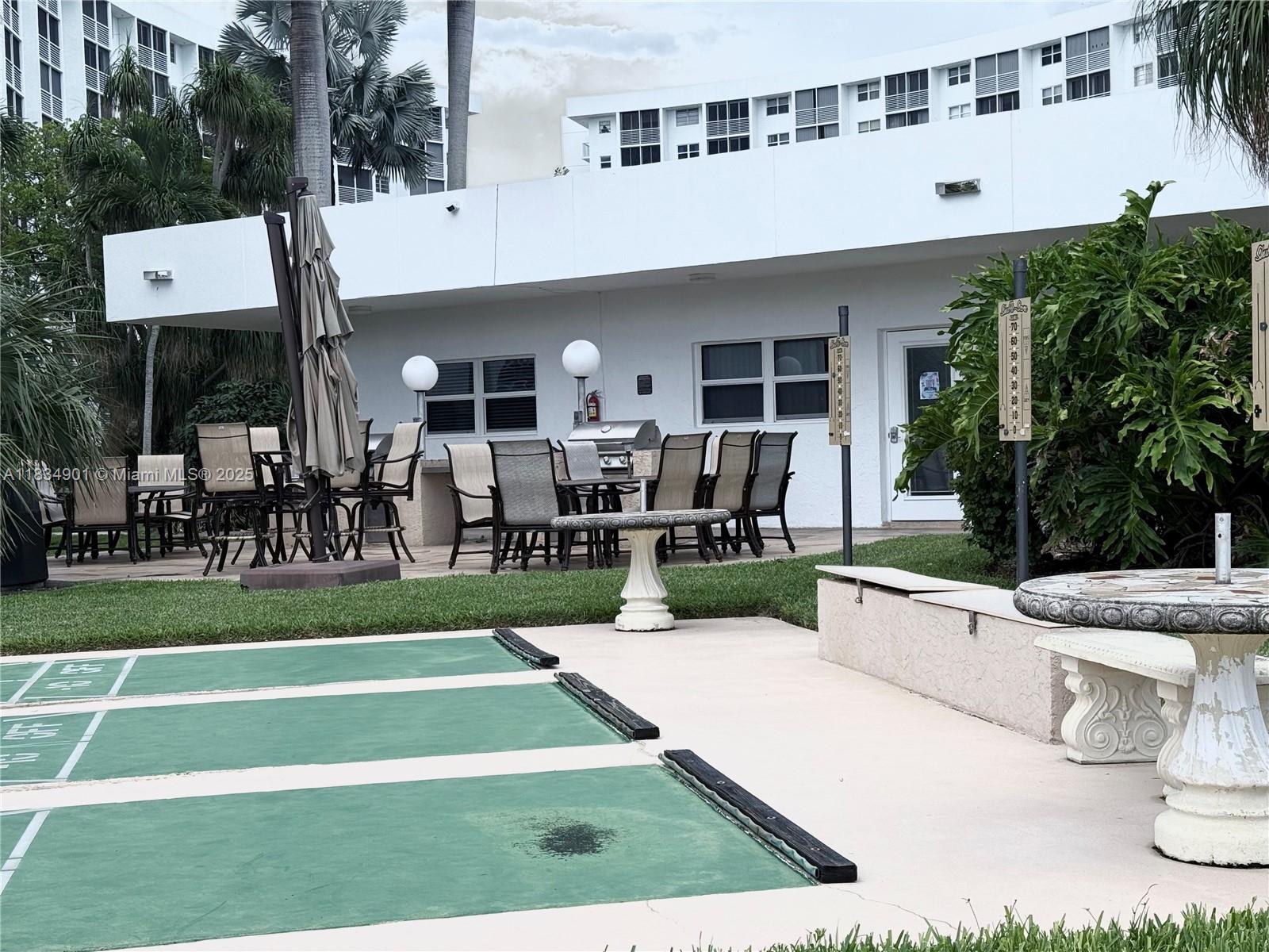 GARDEN-AIRE VILLAGE - Residential