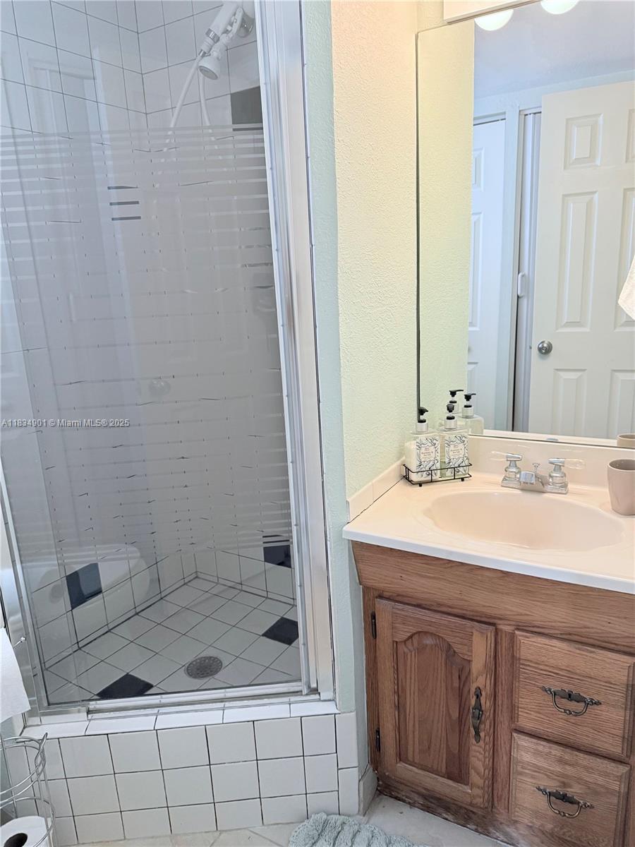 GARDEN-AIRE VILLAGE - Residential