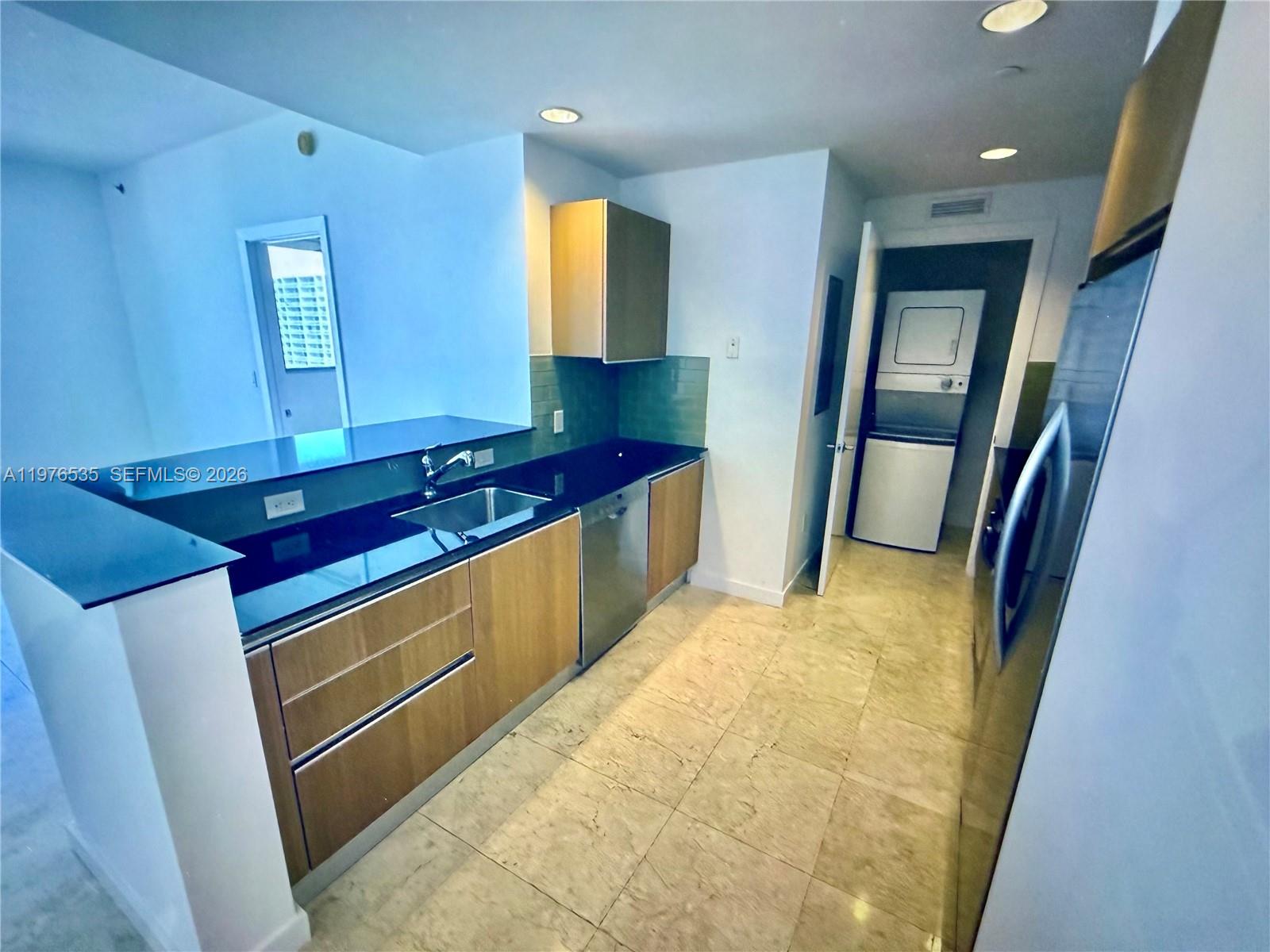 1060 BRICKELL CONDO - Residential Lease