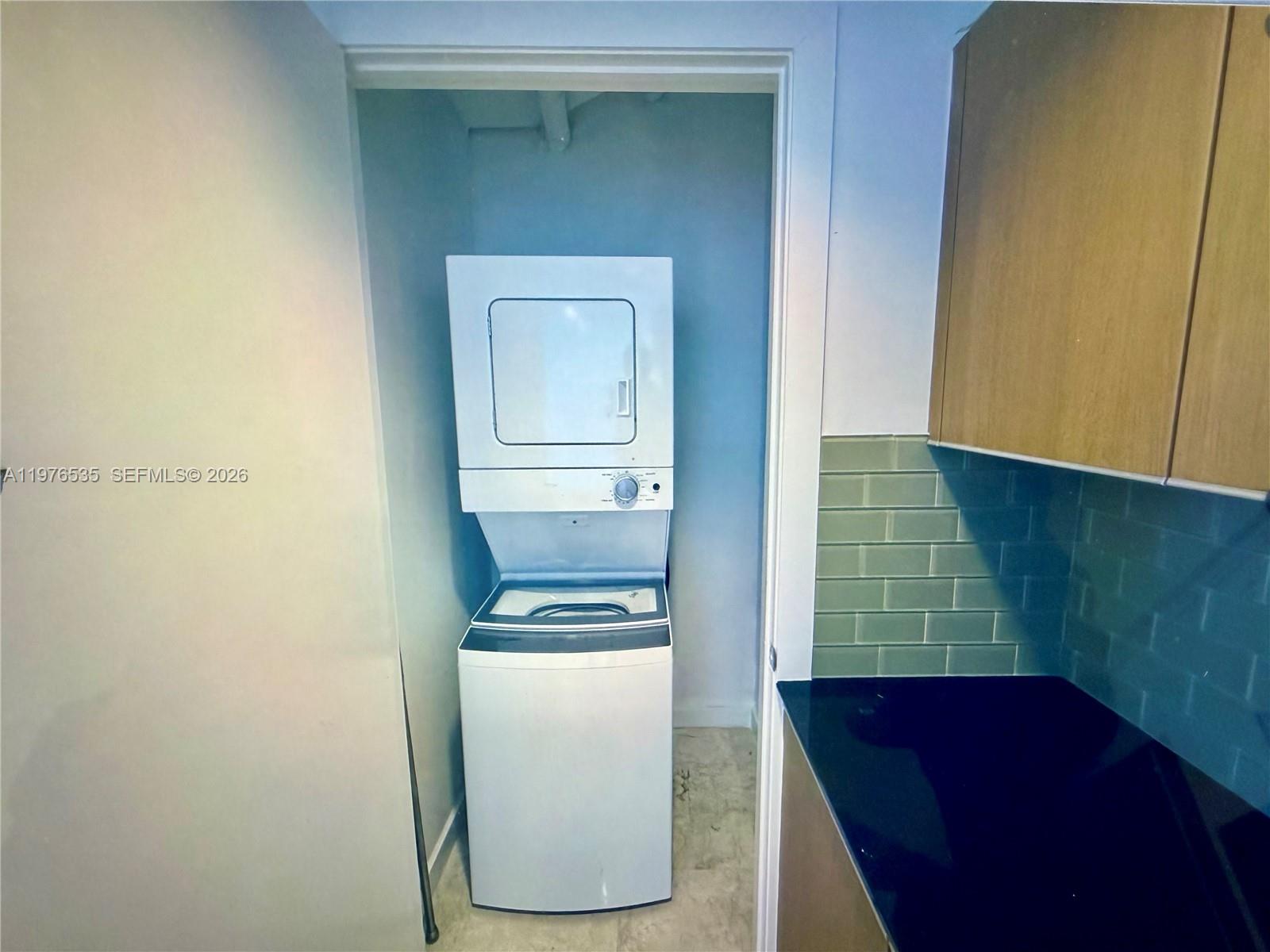 1060 Brickell Ave 3205