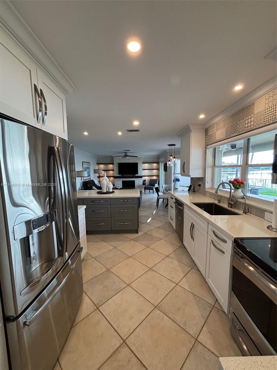 SILVER LAKES AT PEMBROKE - Residential