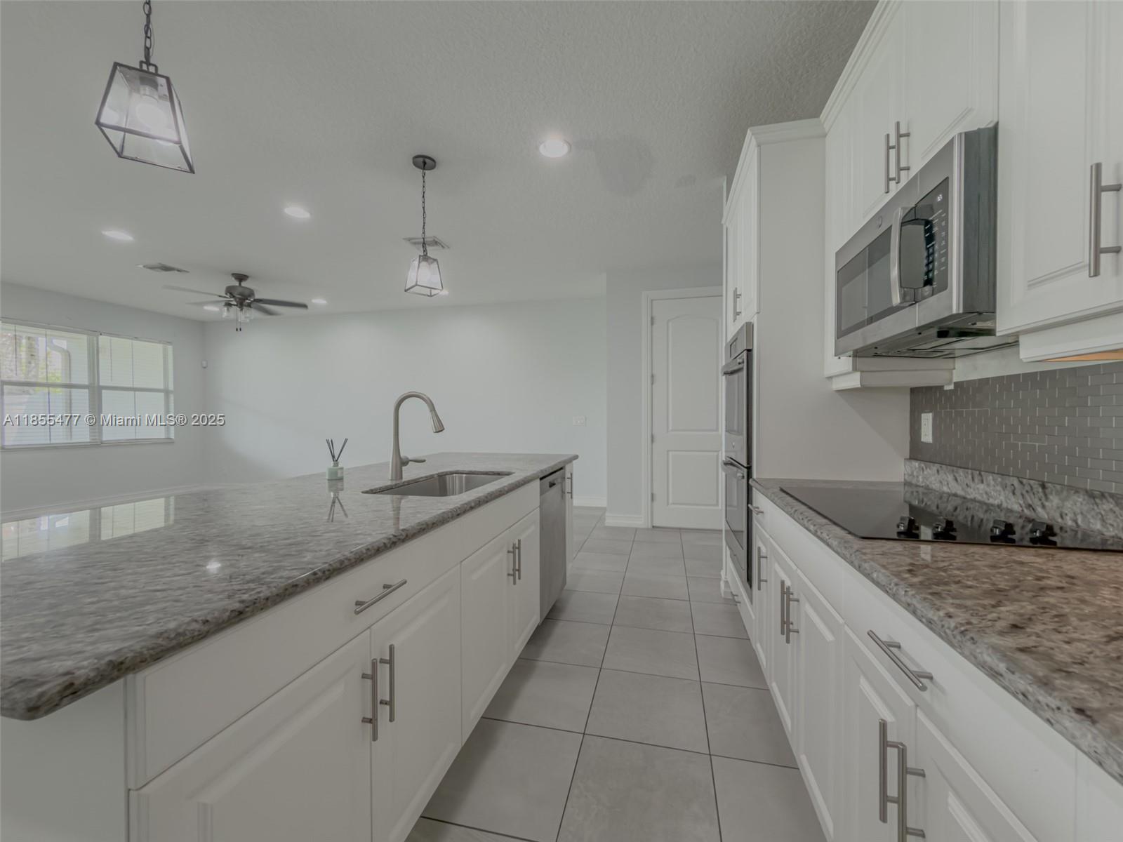 PARK CENTRAL AT CYPRESS K - Residential