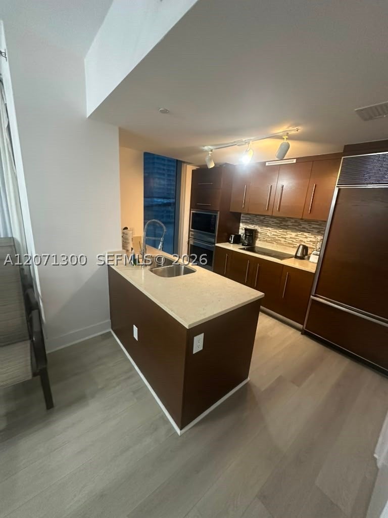 485 Brickell Ave 1908