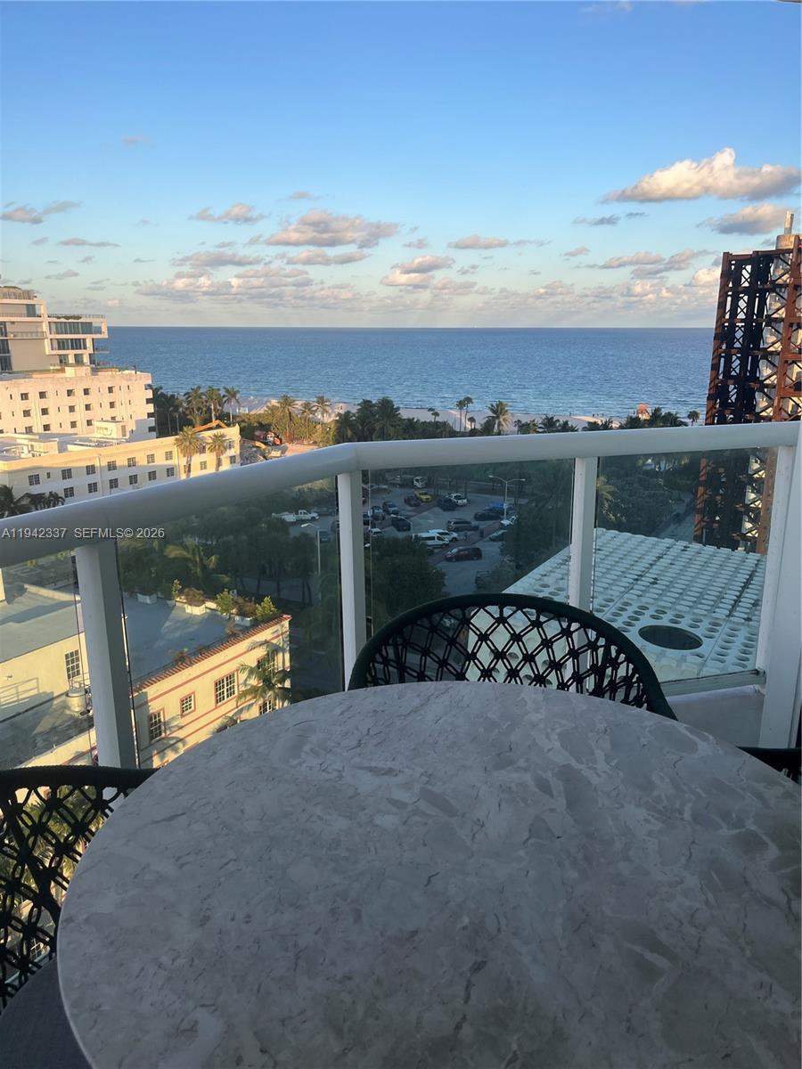 3411 Indian Creek Dr 1201