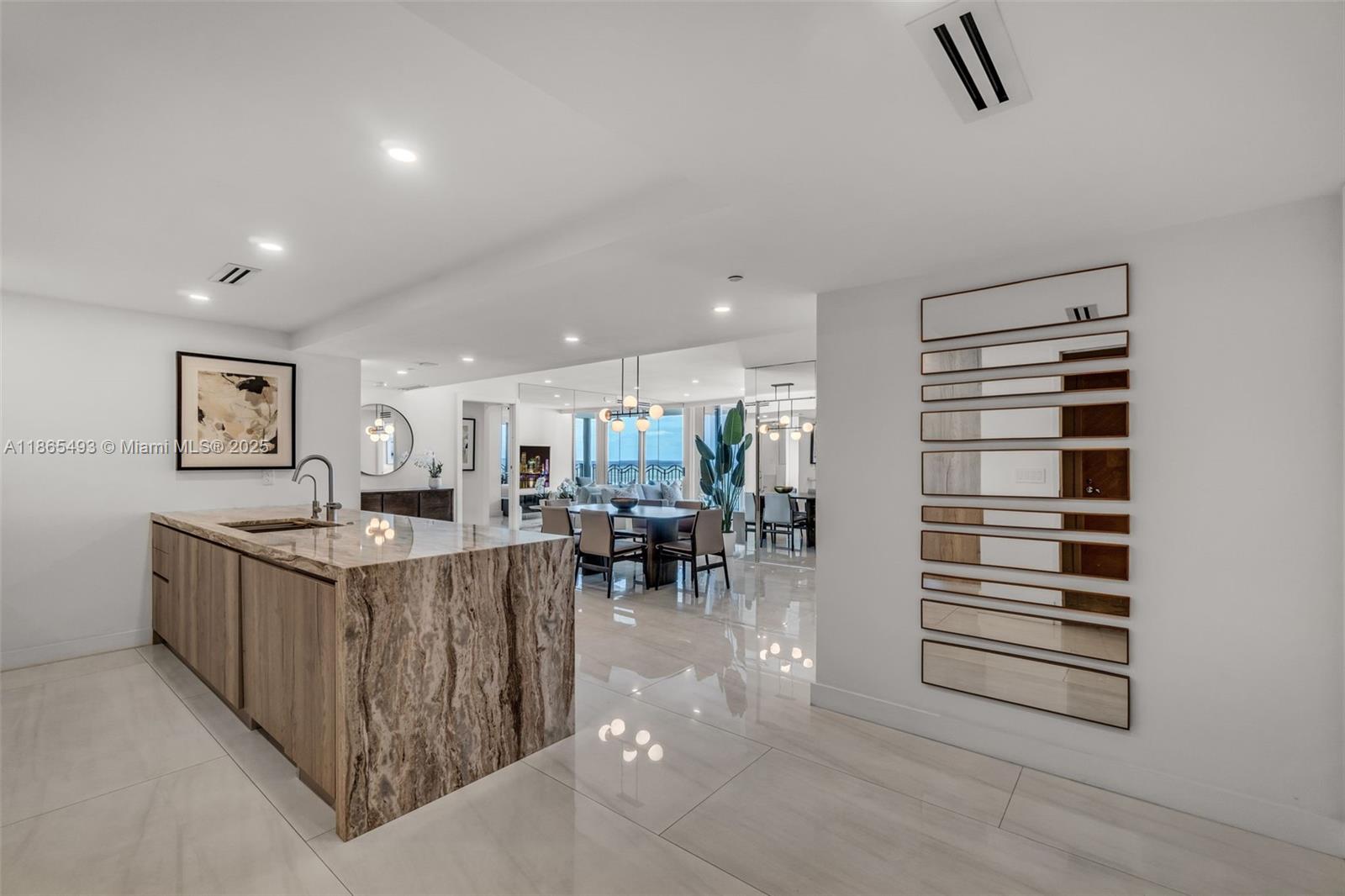 1500 Ocean Drive 1003