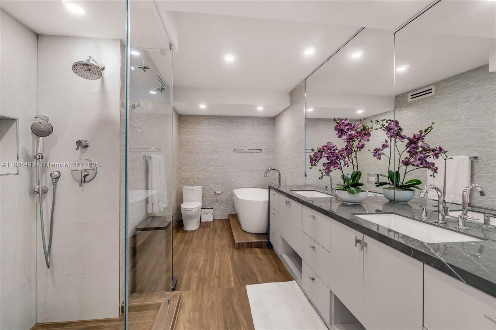 1500 OCEAN DRIVE CONDO - Residential