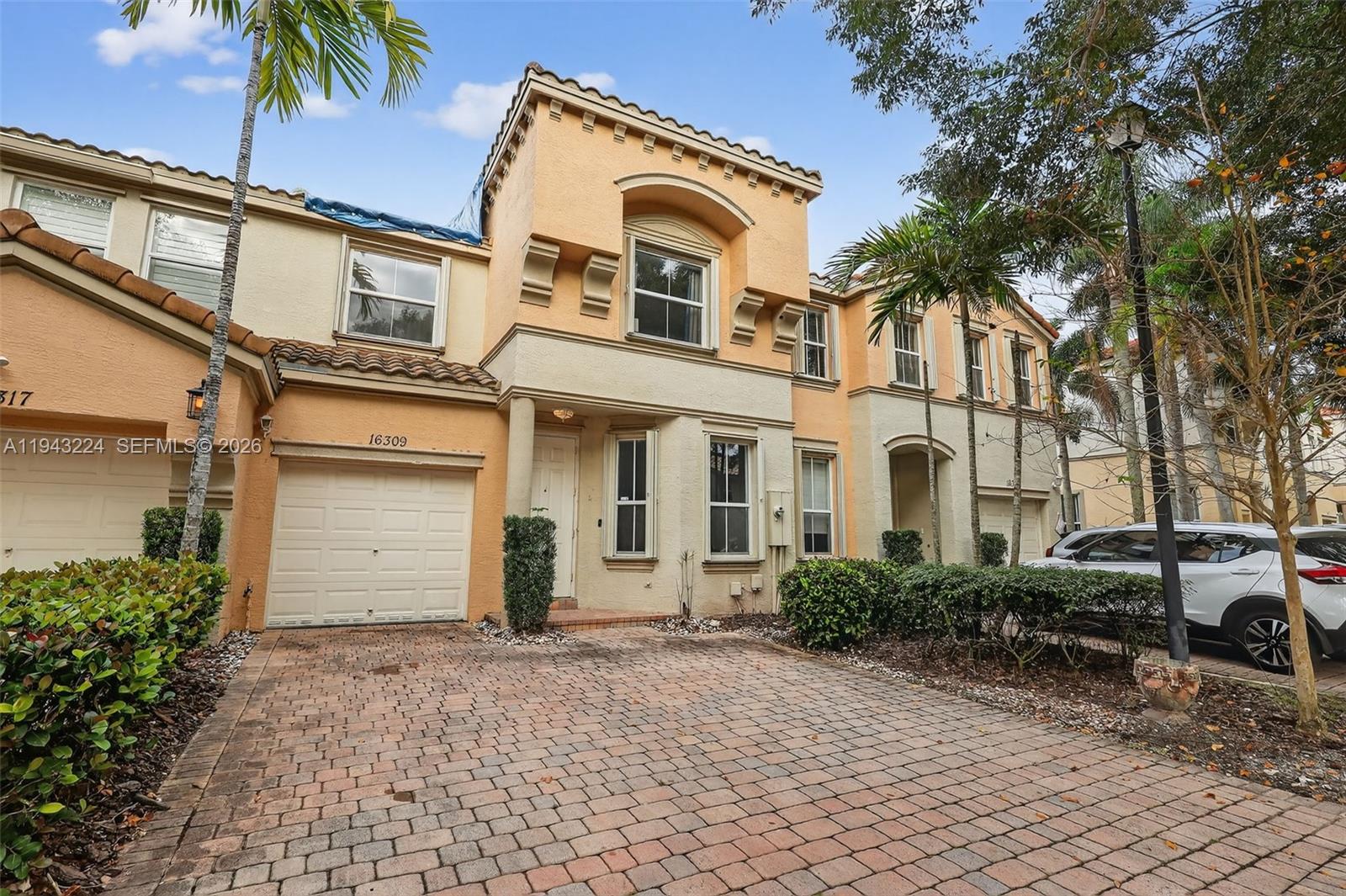 RIVIERA ISLES IV - Residential