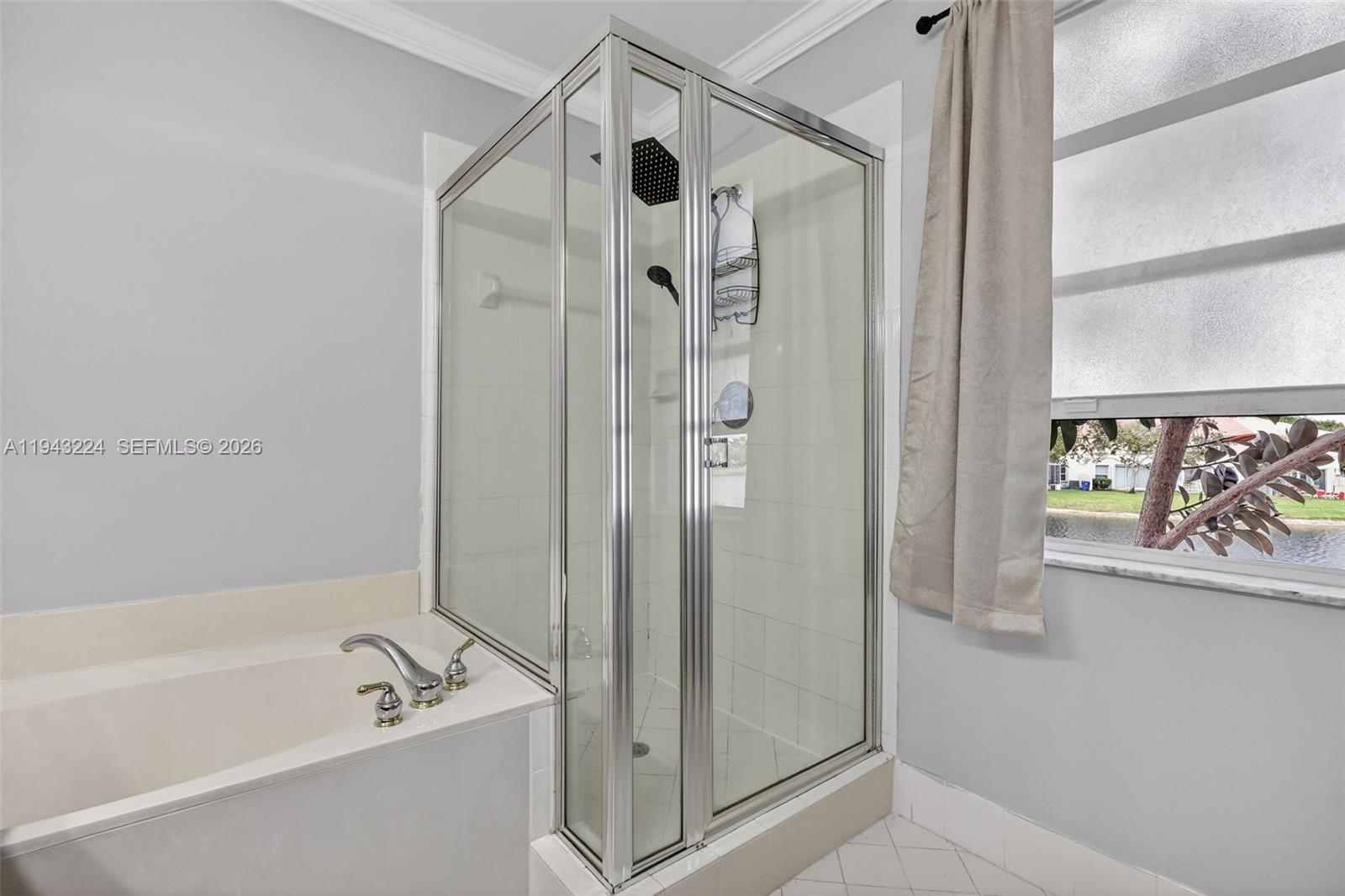 RIVIERA ISLES IV - Residential