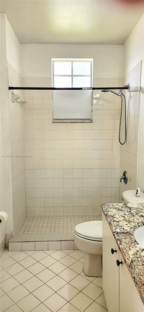 VILLAS AT CARMEL CONDO NO - Residential Lease