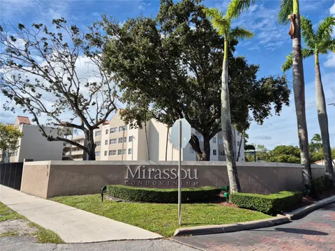 6045 NW 186th St Unit 308, Hialeah, FL 33015 - MLS#: A11743497
