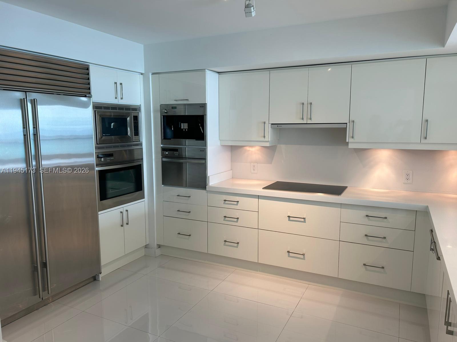 JADE RESIDENCES AT BRICKE - Residential