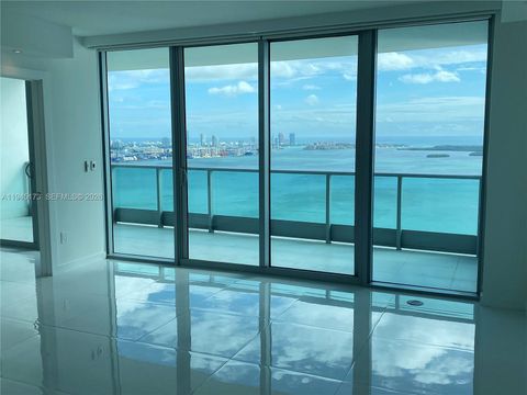 1331 Brickell Bay Dr 4107 Miami FL 33131