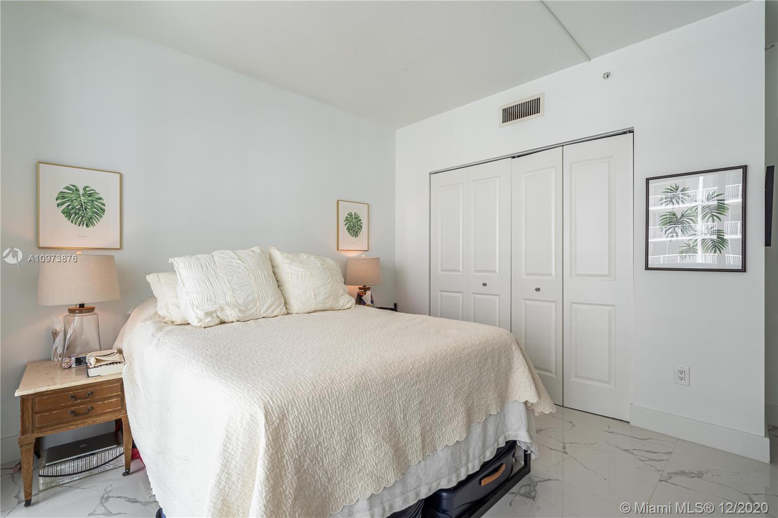 SOLARIS AT BRICKELL BAY C - Residential