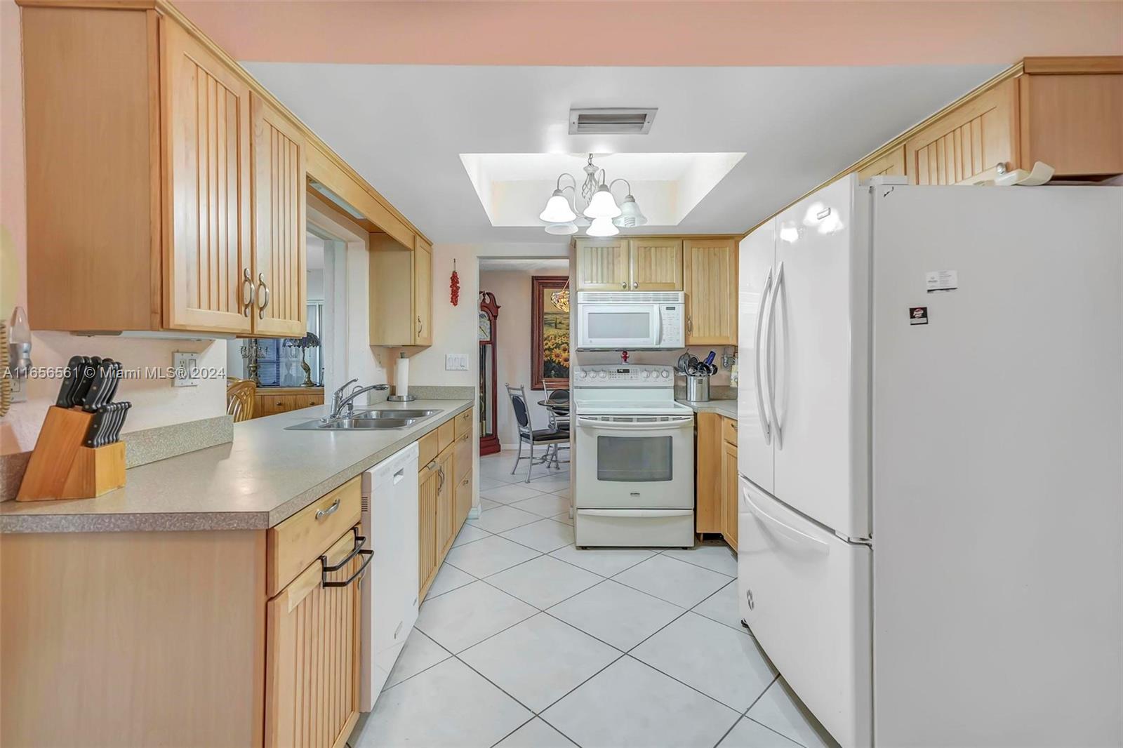 MAINLANDS OF TAMARAC LAKE - Residential