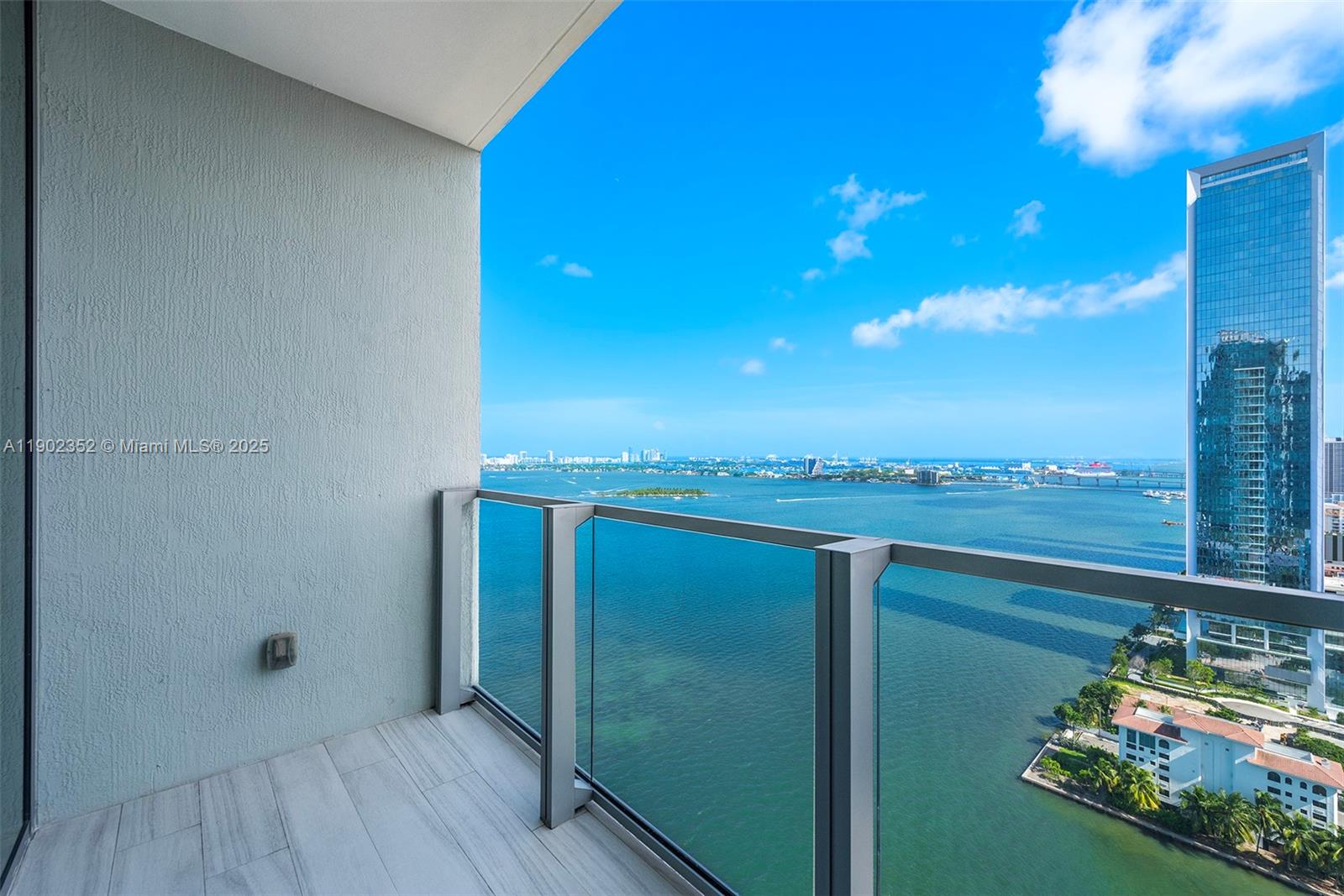 BISCAYNE BEACH CONDO - Residential Lease