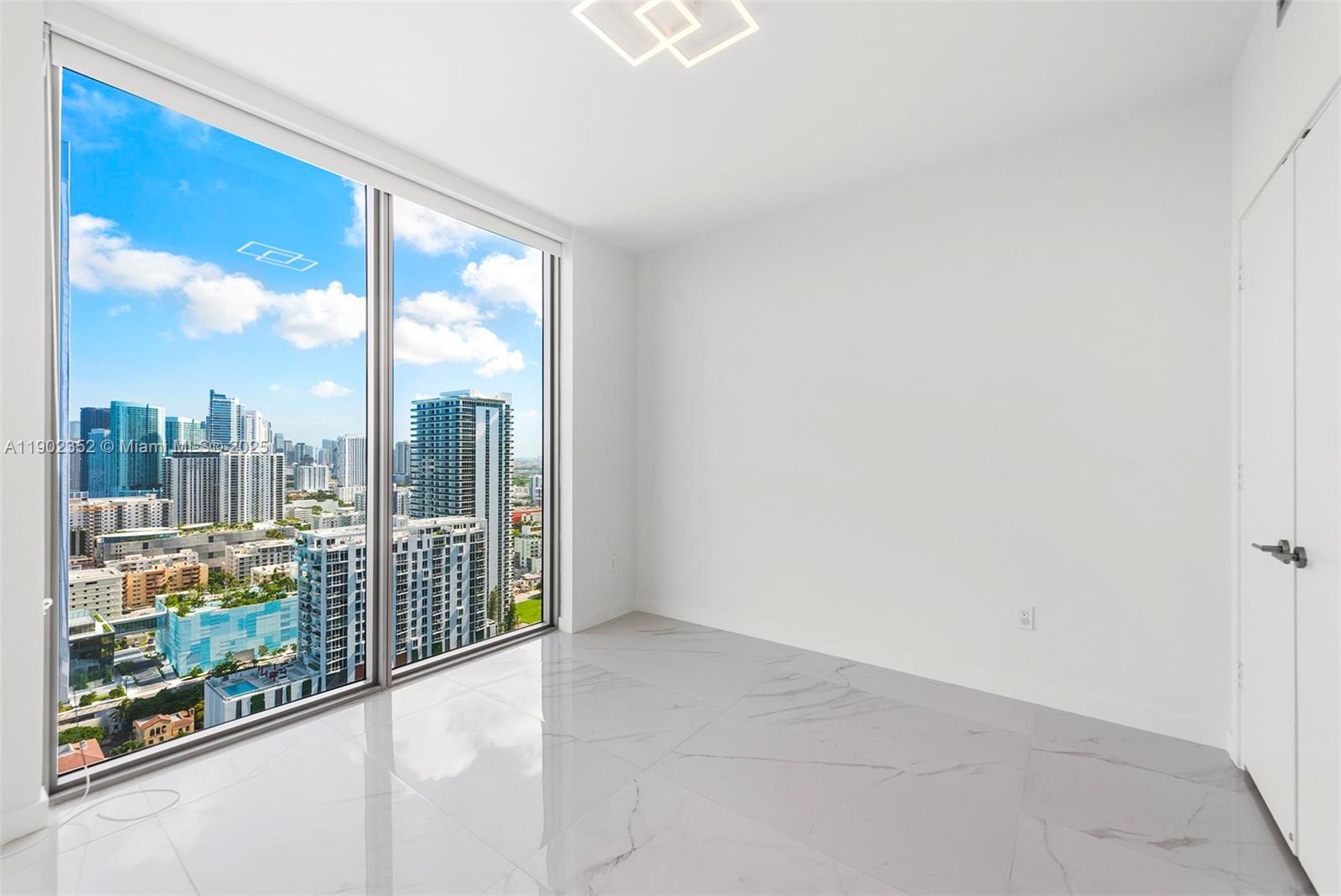 BISCAYNE BEACH CONDO - Residential Lease