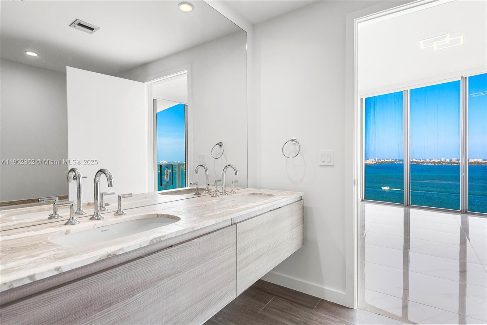 BISCAYNE BEACH CONDO - Residential Lease