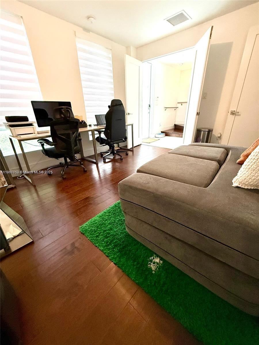 CONTEMPO TOWNHOMES - Residential