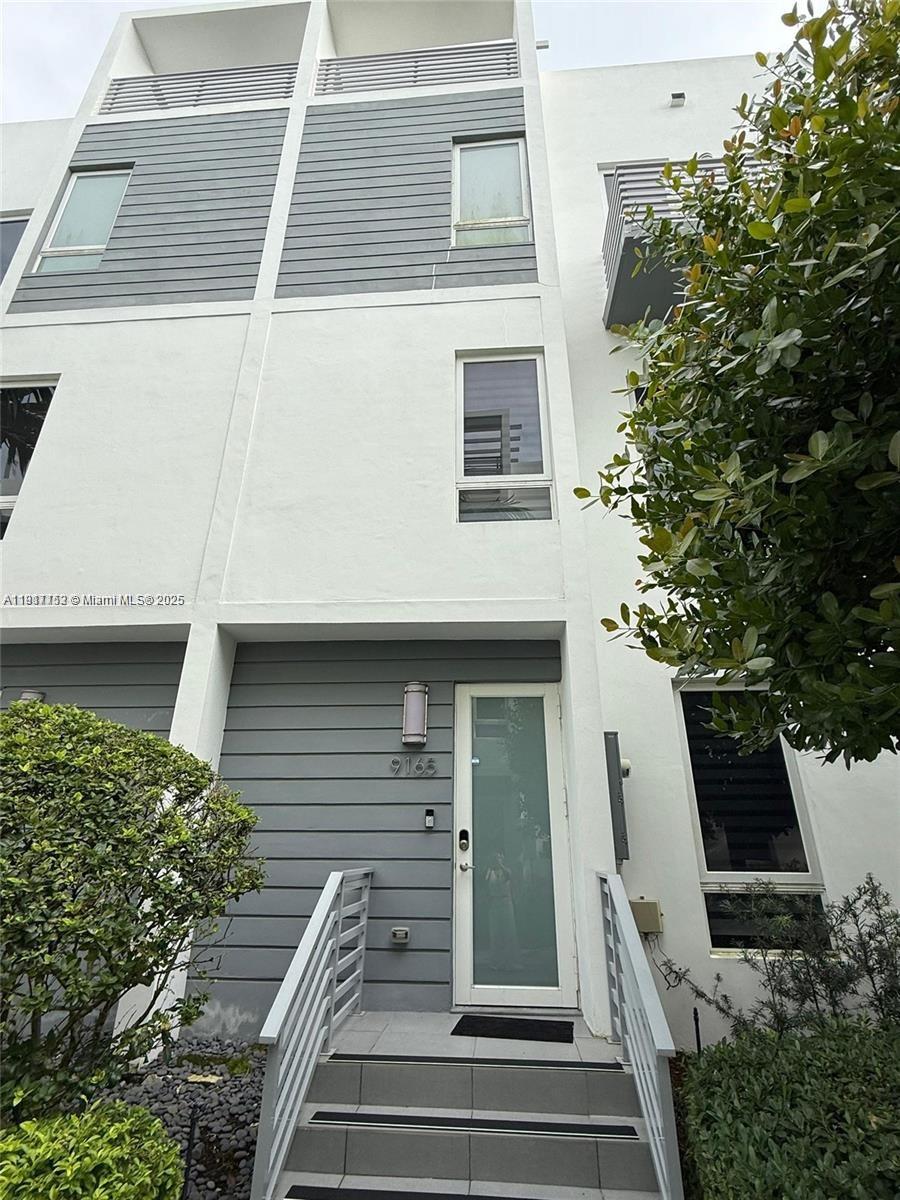 CONTEMPO TOWNHOMES - Residential