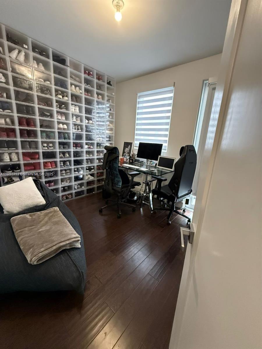 CONTEMPO TOWNHOMES - Residential