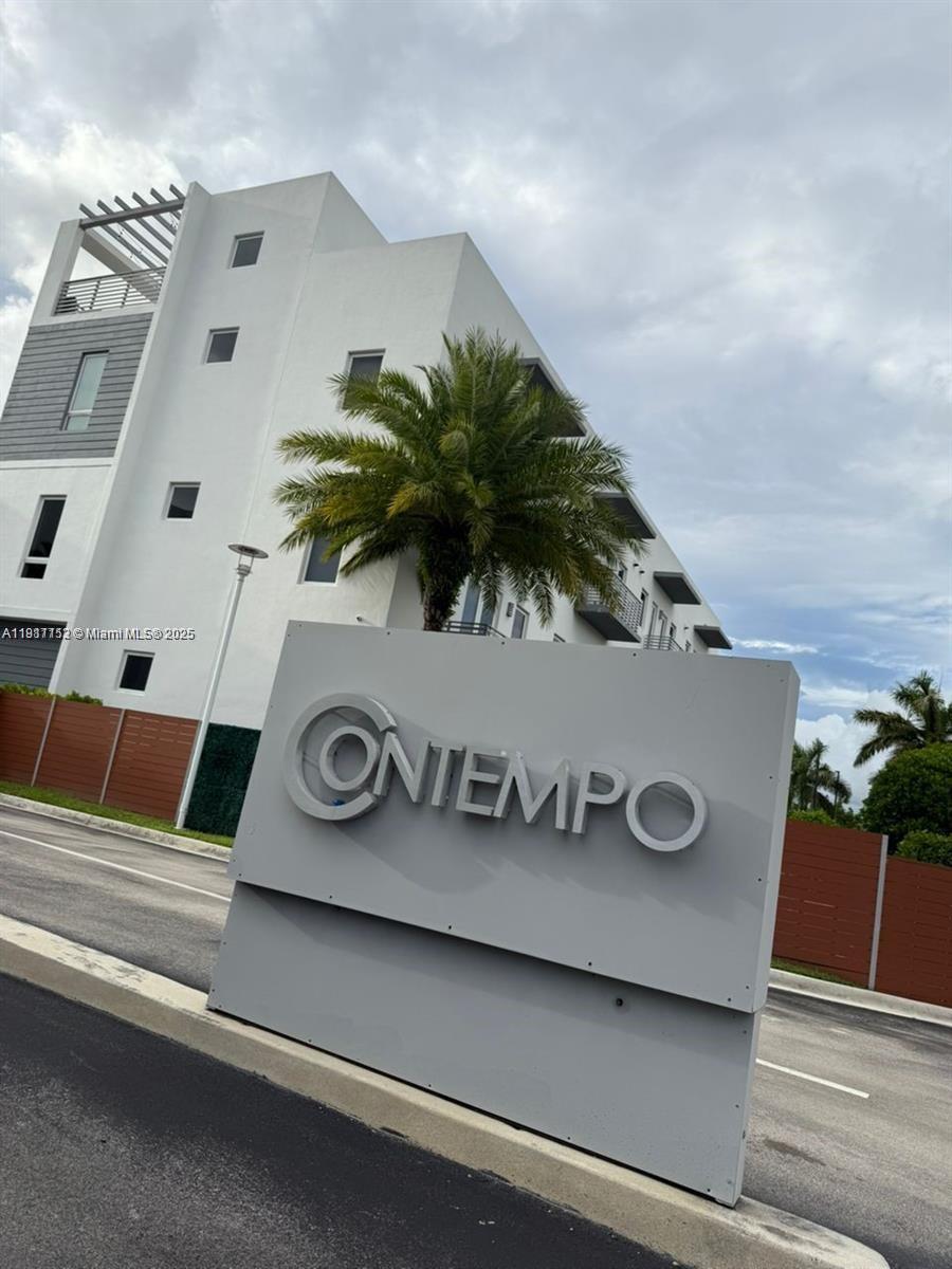 CONTEMPO TOWNHOMES - Residential