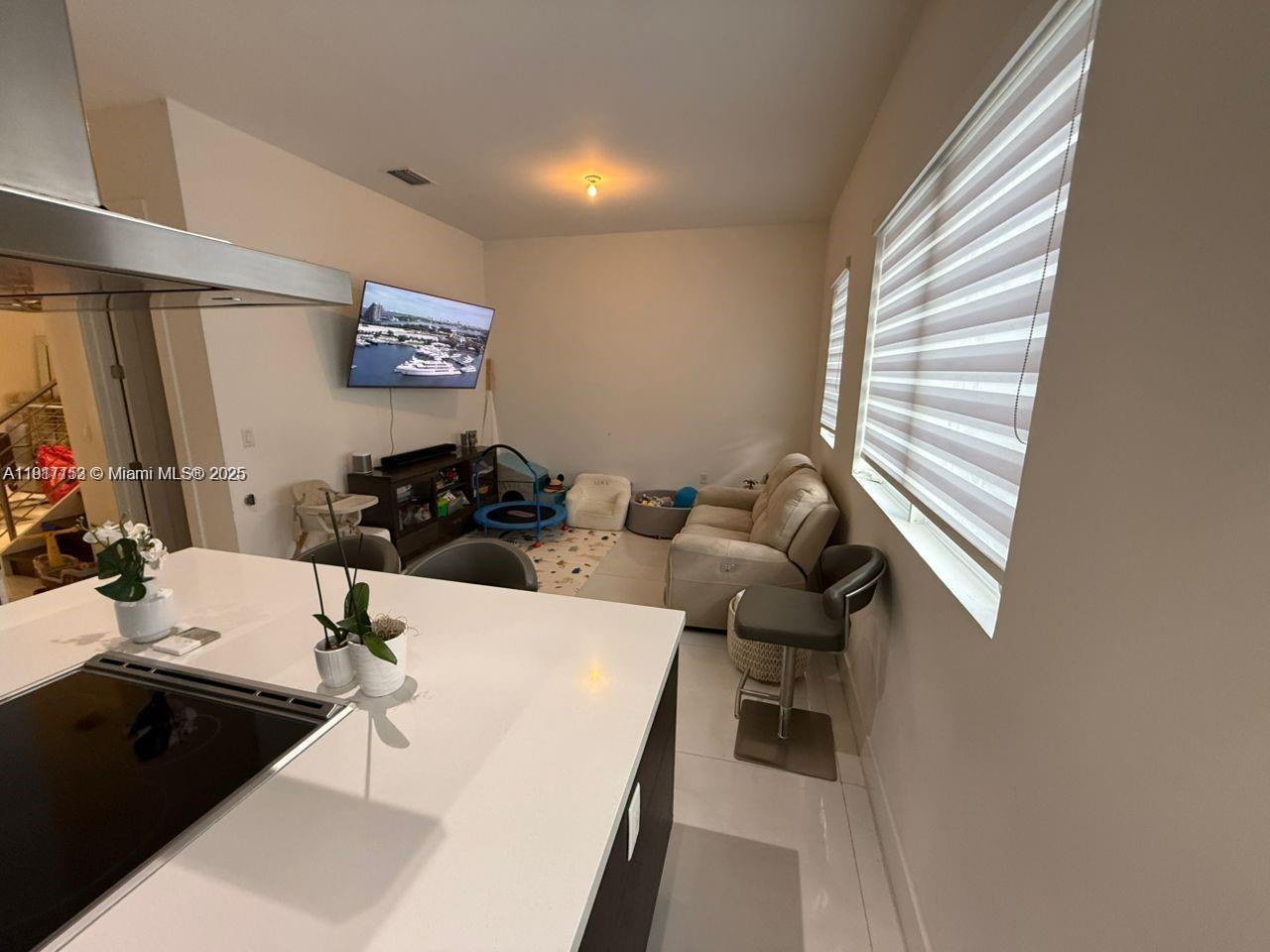 CONTEMPO TOWNHOMES - Residential