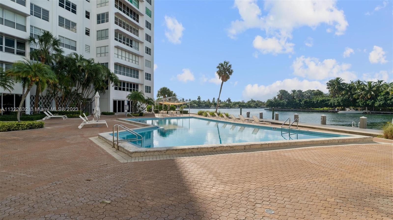 BLAIR HOUSE CONDO - WEST - Residential