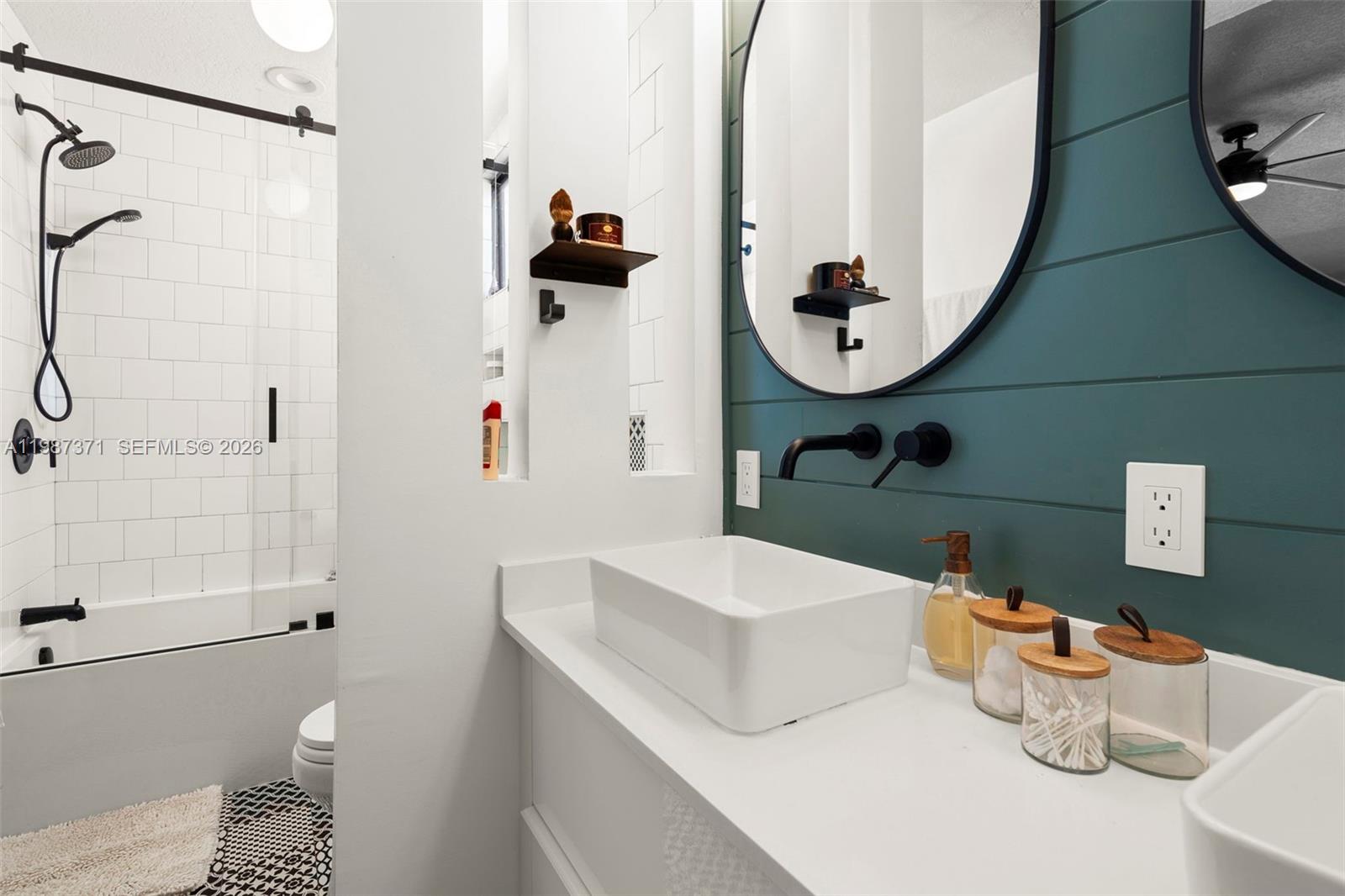 MAISON GROVE CONDO - Residential